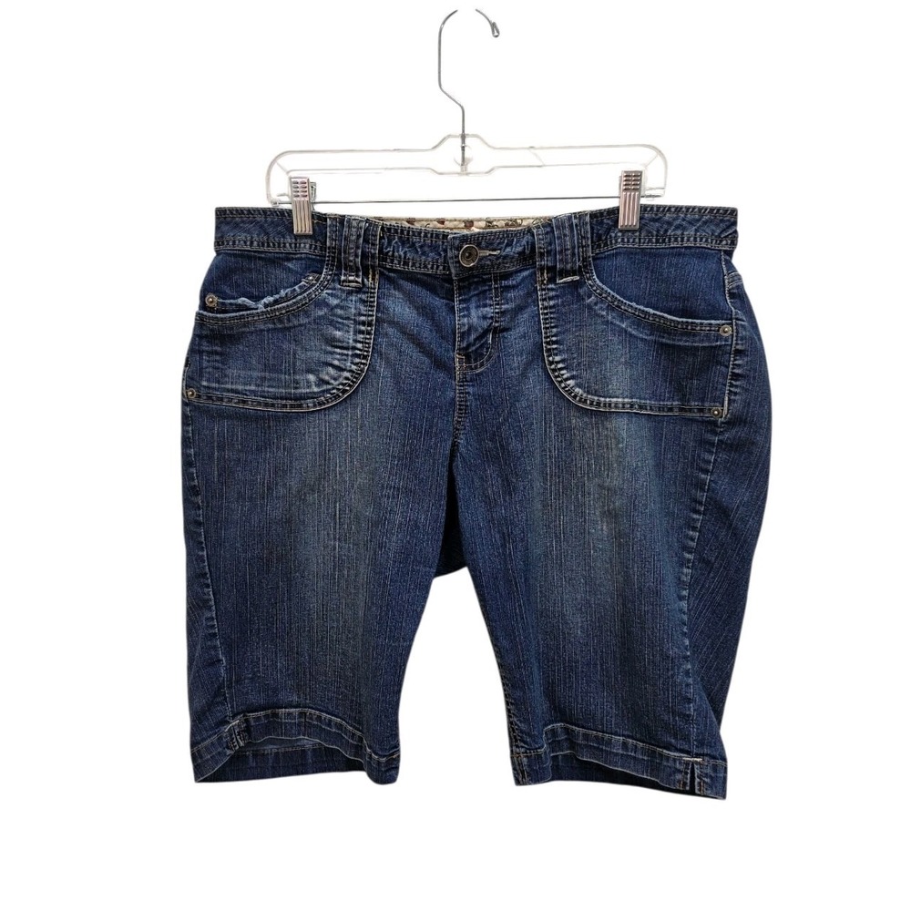 YMI City‎ of Angels – Effortless California Style